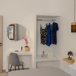 Auster House Santorini Apartment