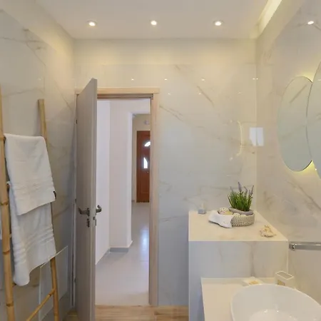 Auster House Santorini