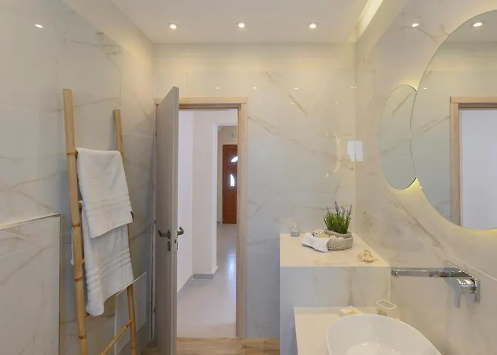 Auster House Santorini